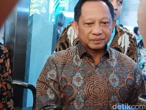 Mendagri Lapor Prabowo Penyebab Ekonomi Papua Tengah Minus 8%