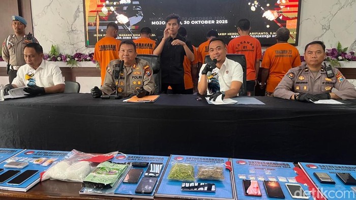 Polisi Bekuk 31 Pengedar Narkoba di Mojokerto, Sita Rp 1,36 M