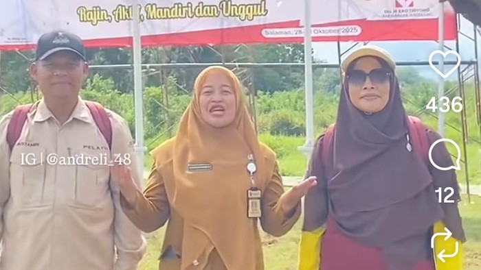 Tangkapan layar saat bikin vlog tiba-tiba banner jambore penggalang roboh di Salaman, Kabupaten Magelang, Senin (27/10/2025).