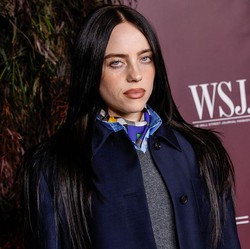 Jleb! Billie Eilish Donasi Rp 197 M Lalu Sindir Para Miliarder-Mark Zuckerberg Jleb! Billie Eilish Donasi Rp 197 M Lalu Sindir Para Miliarder-Mark Zuckerberg