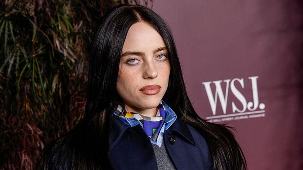 NEW YORK, NEW YORK - OCTOBER 29: Billie Eilish attends the WSJ. Magazine 2025 Innovator Awards at MoMA on October 29, 2025 in New York City.  (Photo by Taylor Hill/Getty Images)