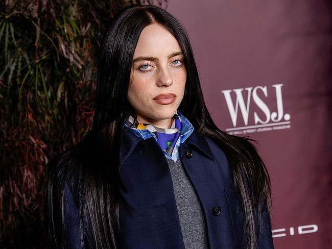 NEW YORK, NEW YORK - OCTOBER 29: Billie Eilish attends the WSJ. Magazine 2025 Innovator Awards at MoMA on October 29, 2025 in New York City.  (Photo by Taylor Hill/Getty Images)
