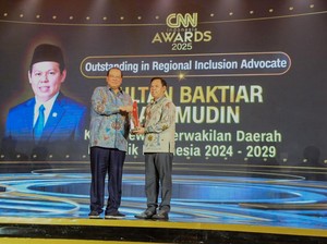 Raih CNN Award, Ketua DPD RI Tegaskan Komitmen Kawal Asta Cita di Daerah