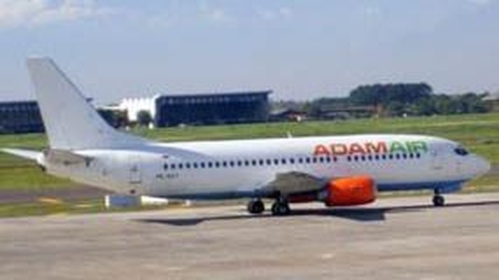 Ilustrasi pesawat Adam Air