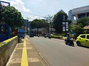 Jalan Kemang Raya Jaksel Kembali Normal Usai Dilanda Banjir 1 Meter