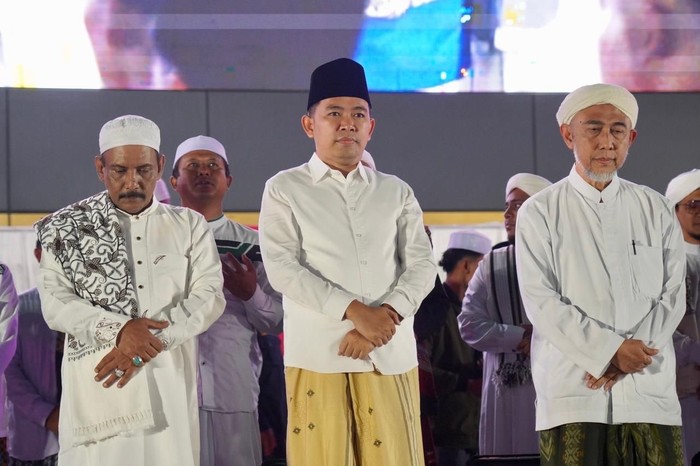 Gus Fawait Umumkan Penerbangan Jember-Jakarta Aktif 11 November