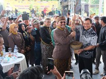 Hadiri Festival Mangga, Gubernur Jateng Puji Desa Penggarit Pemalang