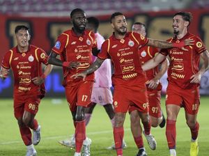 Papan Atas vs Zona Degradasi: Persija Pede Tantang Semen Padang
