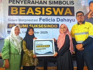 PT BSI Beri Beasiswa ke Pelajar Banyuwangi Peraih Emas di Korea Selatan