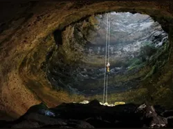 14 Lubang Terdalam di Bumi, Nomor 1 Bisa Telan Gedung Pencakar Langit!