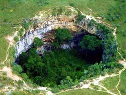 14 Lubang Terdalam di Bumi, Nomor 1 Bisa Telan Gedung Pencakar Langit!