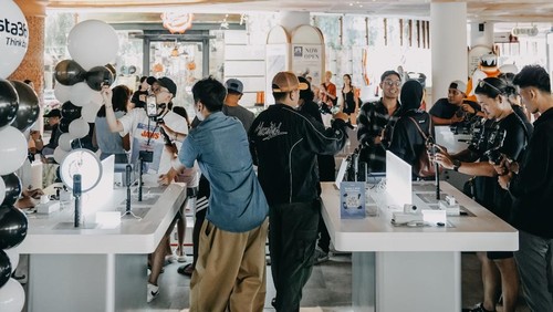 Suasana pembukaan toko Insta360 di Beachwalk Shopping Center, Kuta, Bali, Sabtu (1/11/2025).