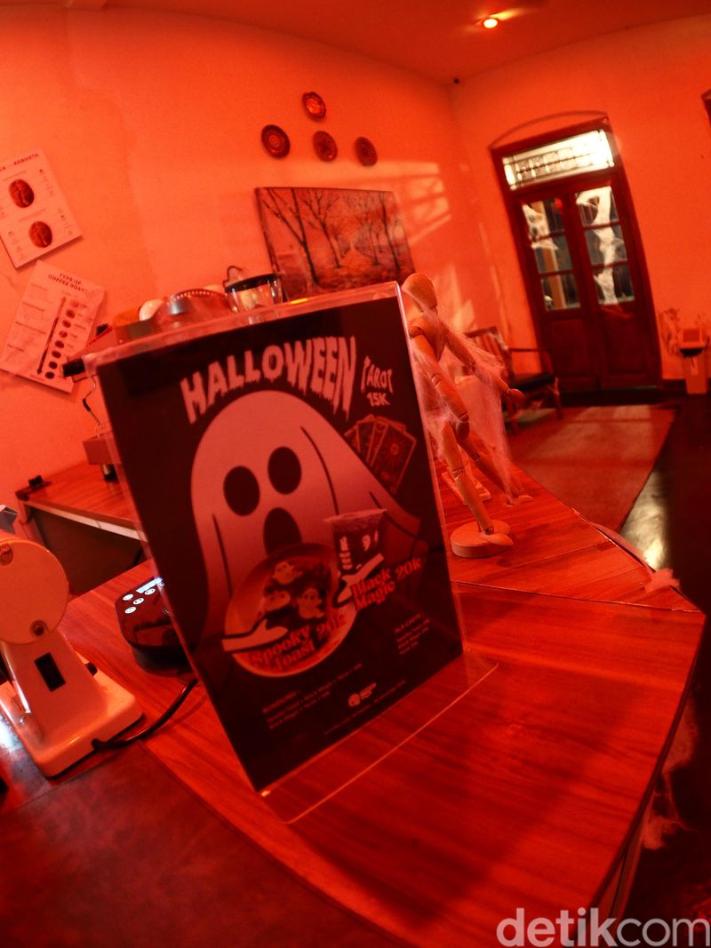 Tempat nongkrong bertema Halloween di Kota Blitar Tempat nongkrong bertema Halloween di Kota Blitar