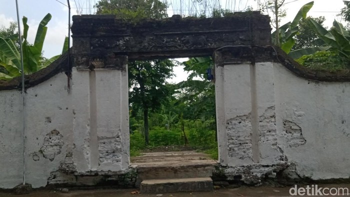 Bangunan sisa pesanggrahan Tegalgondo di Desa Tegalgondo, Wonosari, Klaten. Foto diunggah Minggu (2/11/2025).