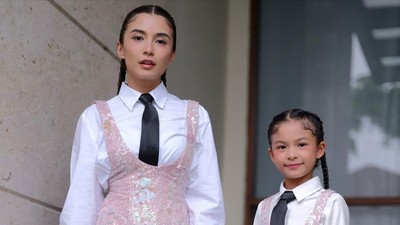 Ayu Ting Ting hingga Chelsea Olivia Kece Ngonser BLACKPINK Bareng Anak