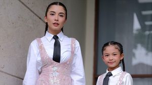 Intip Gaya Kompak 7 Artis Cantik dan Anaknya, bak Bareng Bestie