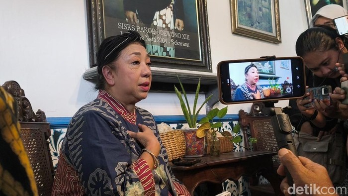 GKR Wandansari atau Gusti Moeng, adik kandung Raja Keraton Solo Paku Buwana XIII, Minggu (2/11/2025).