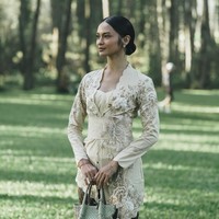 Keduanya juga kerap liburan bersama. Dalam postingan terbaru, Hana merayakan ulang tahun Sean Galael di pantai Nihiwatu, Sumba.Foto: Instagram @hanamalasan