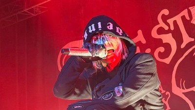 HYDE Geber Jakarta! Ngomongin Rendang sampai Bawa Pistol Mainan di Tribun