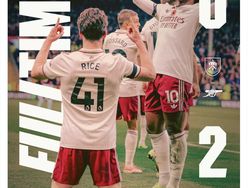 Tak Ada yang Bisa Jebol Gawang Arsenal, Netizen Salut