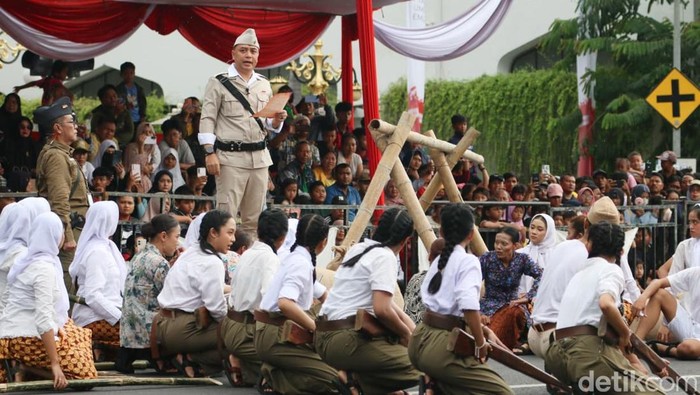 Parade Surabaya Juang 2025