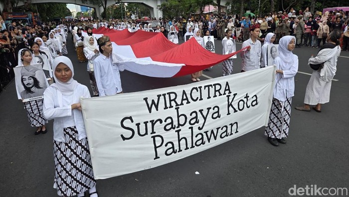 Parade Surabaya Juang 2025