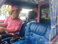 Khofifah Salurkan Bantuan di Pidie Jaya, Pastikan Kirim Relawan Medis