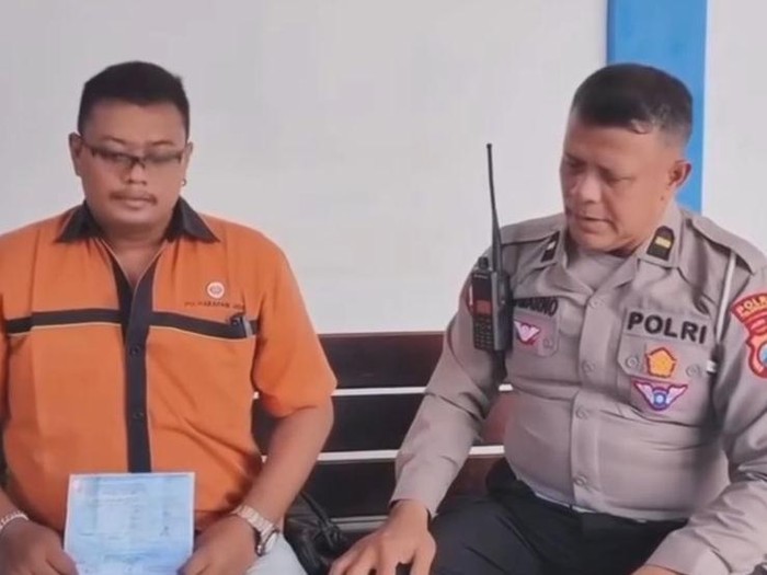 Viral bus Harapan Jaya ngeblong di Tulungagung