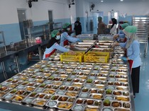 Video Tan Shot Yen: Kita Nggak Perlu Belajar dari Negara Orang untuk MBG