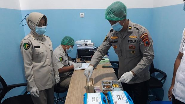 Distribusi MBG SPPG Polres Boyolali ke sekolah penerima manfaat,  Senin (3/11/2025).