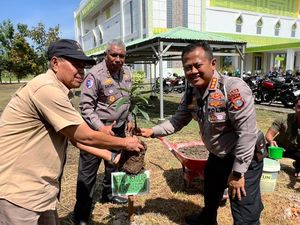 Polantas Turun ke SMK di Riau, Ajak Siswa Peduli Lingkungan dan Tertib Lantas