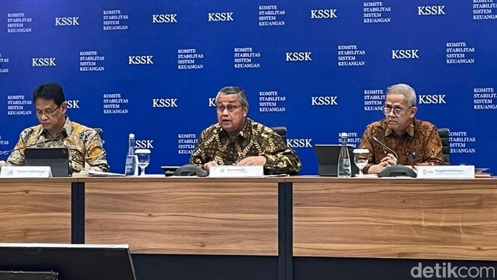 Ilustrasi Bank Indonesia, lgo bank indonesia, bi, gedung bank indonesia di Jakarta