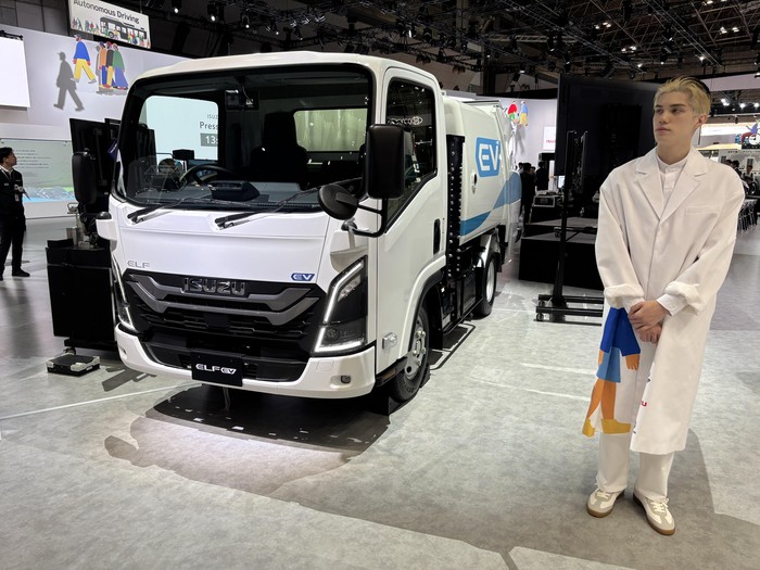Isuzu ELF EV