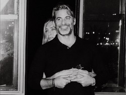 Ahli Hipnotis Pacar Baru Jennifer Aniston Ungkap Hubungan Mereka bak Mimpi