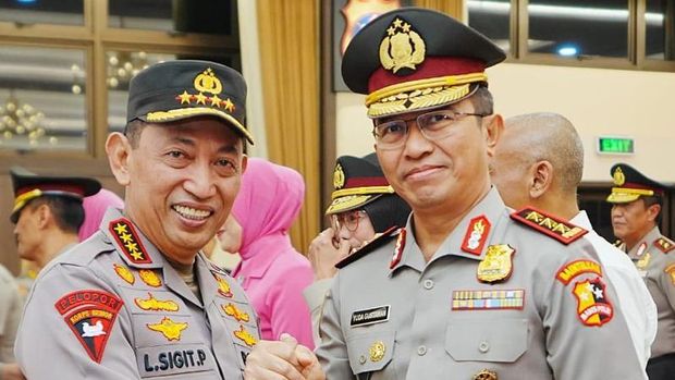 Kepala Badan Intelijen Keamanan Polri, Komjen Yuda Gustawan, menggencarkan transformasi digital di bidang pelayanan publik terkait proses penerbitan permohonan Surat Keterangan Catatan Kepolisian (SKCK) full online sejak dilantik pada 8 Oktober 2025. Kepala Badan Intelijen Keamanan Polri, Komjen Yuda Gustawan, menggencarkan transformasi digital di bidang pelayanan publik terkait proses penerbitan permohonan Surat Keterangan Catatan Kepolisian (SKCK) full online sejak dilantik pada 8 Oktober 2025.