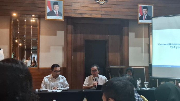 Kepala Badan Standar, Kurikulum, dan Asesmen Pendidikan (BSKAP) Kemendikdasmen, Toni Toharuddin