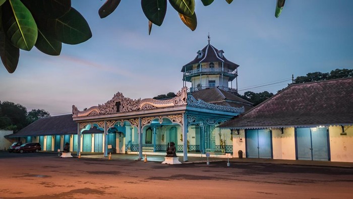 Keraton Solo atau Keraton Kasunanan Surakarta Hadiningrat