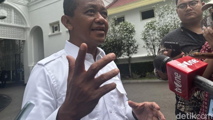 Bahlil Lapor Prabowo soal Stok BBM & LPG: Aman Bapak