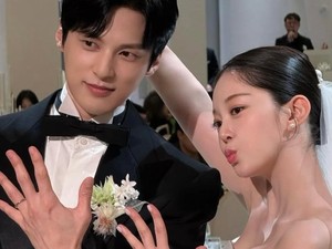Berawal dari Cinlok, Kim Ga Eun & Yoon Sun Woo Nantikan Anak Pertama Lahir