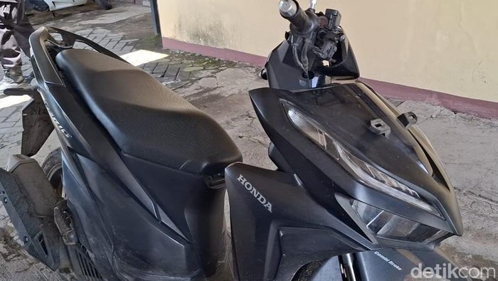Kondisi sepeda motor milik Danil yang sempat dibawa kabur pencuri