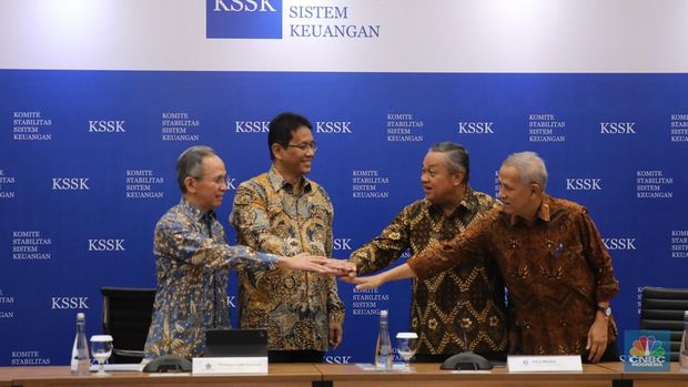 Konferensi pers Hasil Rapat Berkala KSSK IV Tahun 2025 di Jakarta, Senin (3/11/2025). (CNBC Indonesia/Faisal Rahman)