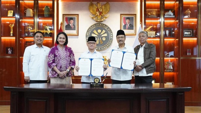 KP2MI & Kemensos Kolaborasi Tingkatkan Kualitas Pekerja PMI-Sekolah Rakyat