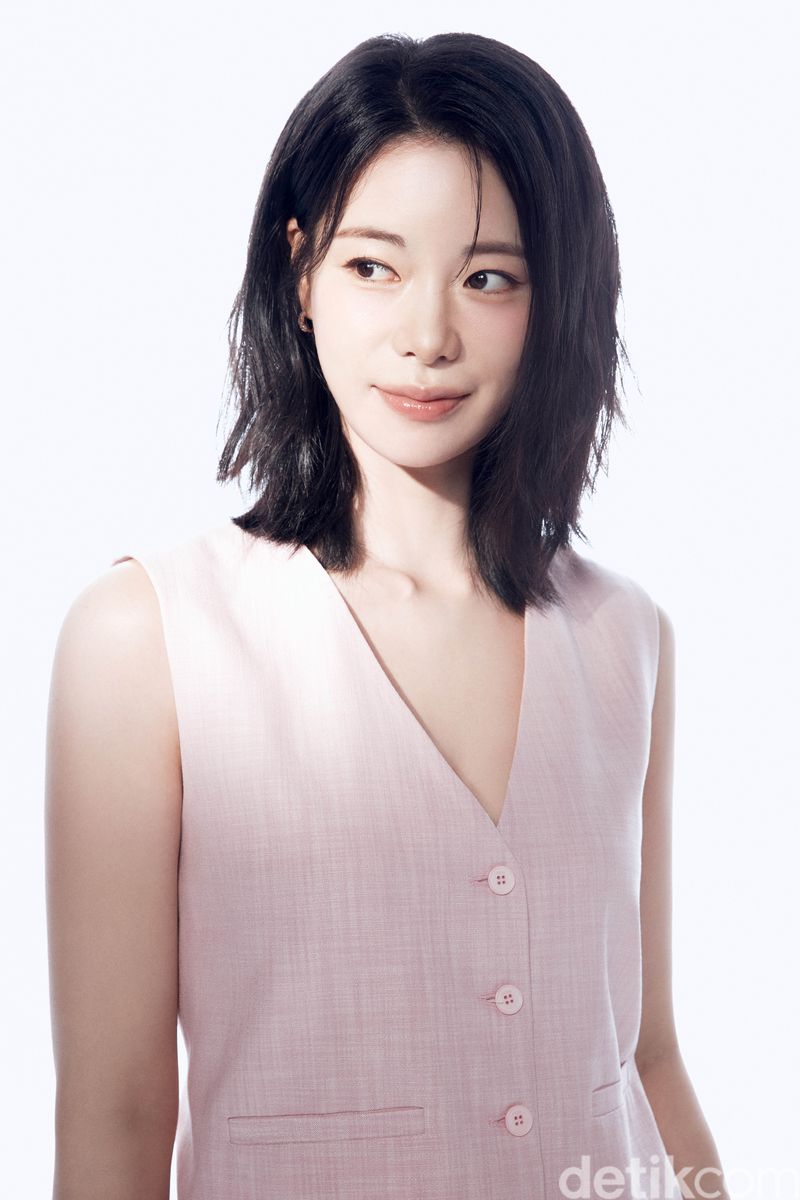 Aktris Korea Selatan Lim Ji Yeon membintangi drama Korea terbaru yang tayang di Prime Video berjudul Nice To Not Meet You.