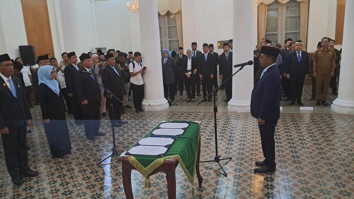 Pelantikan pejabat baru di Pemprov Banten (Arief/detikcom)