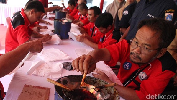 Pelatihan Membatik Dukung Keterampilan dan Kemandirian Difabel