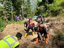 Longsor di Ngantang Tutup Akses Jalan Malang-Blitar