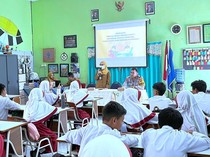 Peduli Pendidikan, Bhabinkamtibmas di Kota Malang Bangun Karakter Siswa SD