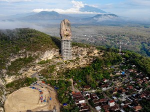 Terpopuler: Megahnya Monumen Reog Ponorogo yang Hampir Beres