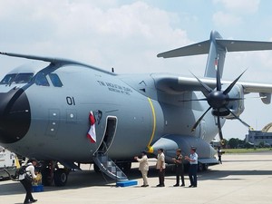 Prabowo Serah Terima Airbus A400 ke TNI AU, Bisa Isi Bensin di Udara