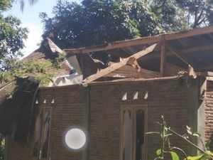 4 Rumah-14 Lumbung Padi di Tana Toraja Rusak Diterjang Angin Puting Beliung